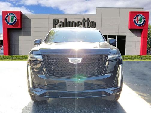 2022 Cadillac Escalade Sport
