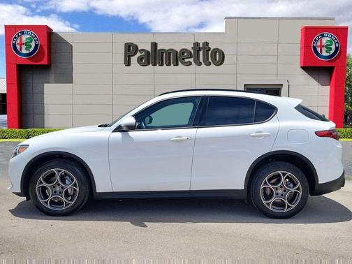 2022 Alfa Romeo Stelvio Sprint