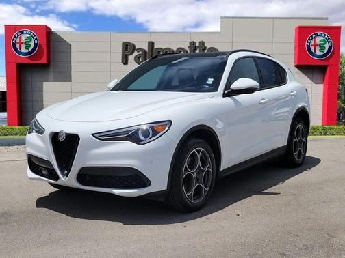 2022 Alfa Romeo Stelvio Sprint