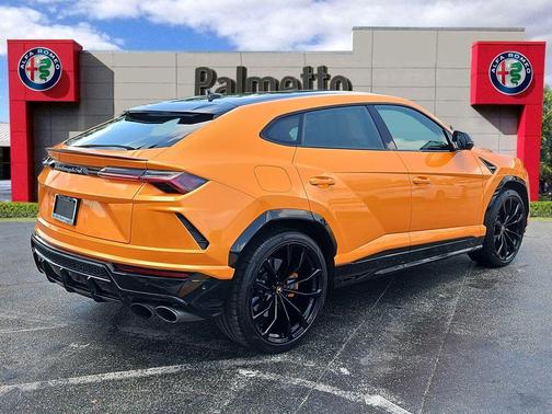 2021 Lamborghini Urus