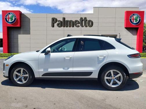 2021 Porsche Macan Base