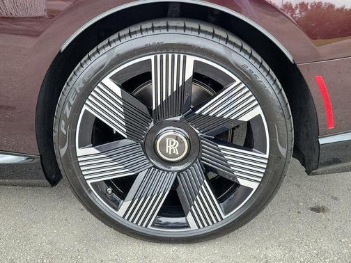 2024 Rolls-Royce Spectre