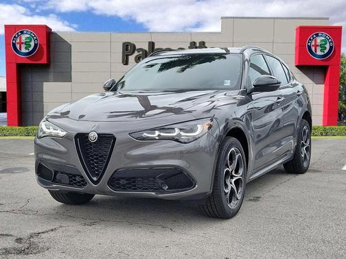 2025 Alfa Romeo Stelvio Base