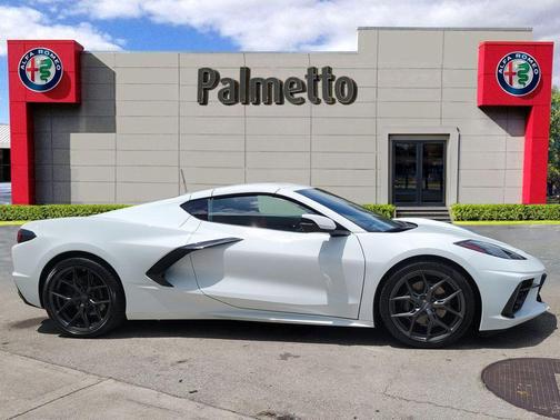 2023 Chevrolet Corvette Stingray w/2LT