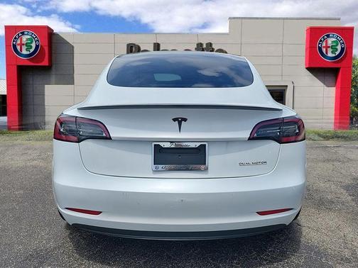 2022 Tesla Model 3 Performance