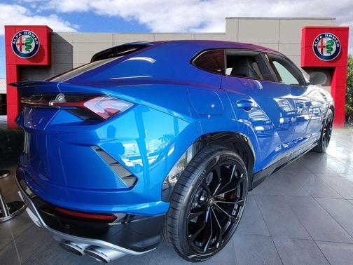2021 Lamborghini Urus