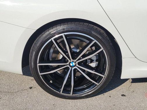 2021 BMW 330 i xDrive