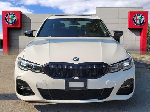 2021 BMW 330 i xDrive