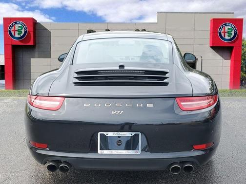 2016 Porsche 911 Carrera Black Edition