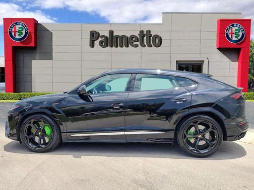 2020 Lamborghini Urus Base