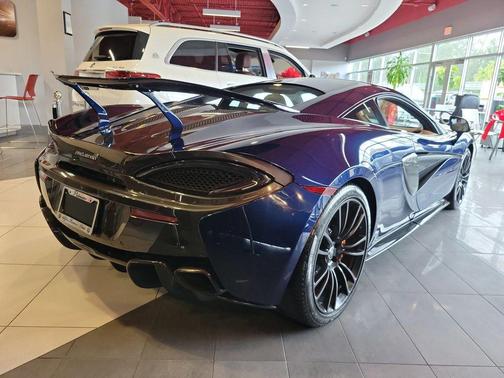 2016 McLaren 570S Base
