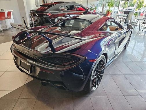 2016 McLaren 570S Base