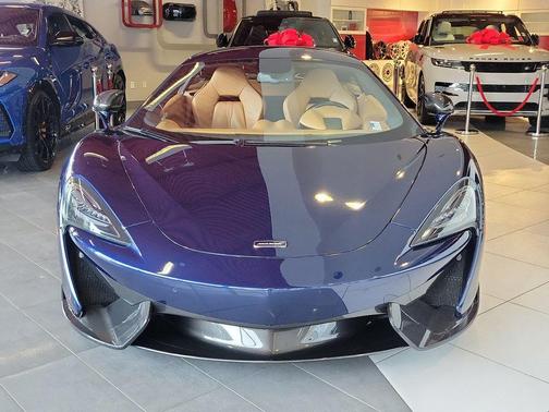 2016 McLaren 570S Base