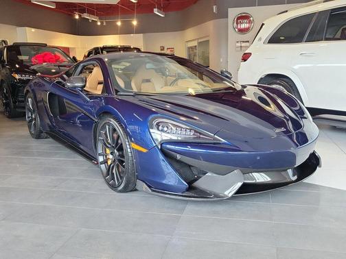2016 McLaren 570S Base