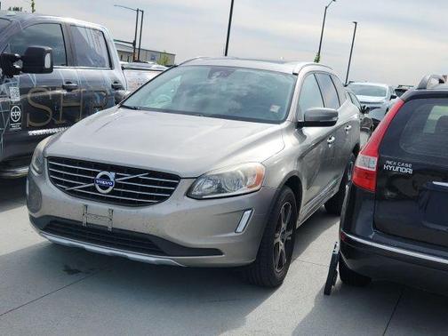 Seashell Metallic 2014 Volvo XC60 T6 Premier Plus