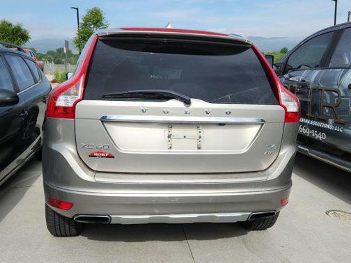 Seashell Metallic 2014 Volvo XC60 T6 Premier Plus