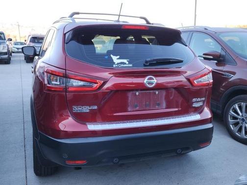 2020 Nissan Rogue Sport SV