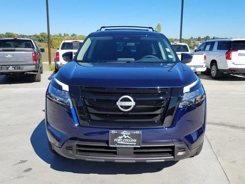 2025 Nissan Pathfinder SV 4WD