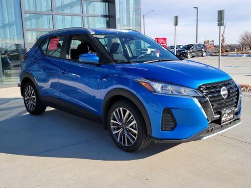 2023 Nissan Kicks SV