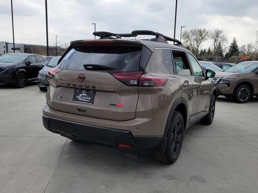 2025 Nissan Rogue Rock Creek