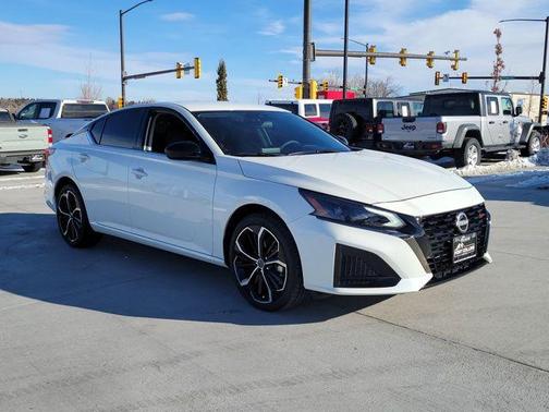 2025 Nissan Altima SR AWD