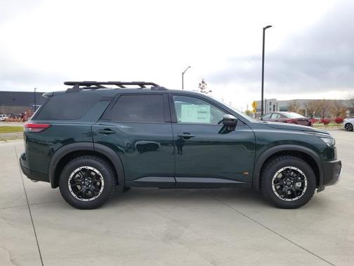2025 Nissan Pathfinder Rock Creek 4WD