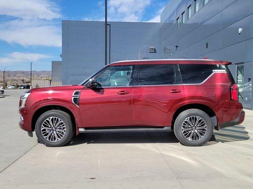 2025 Nissan Armada Platinum 4WD