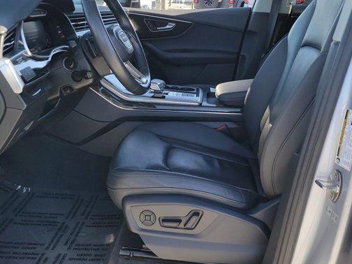 2022 Audi Q7 55 Premium Plus