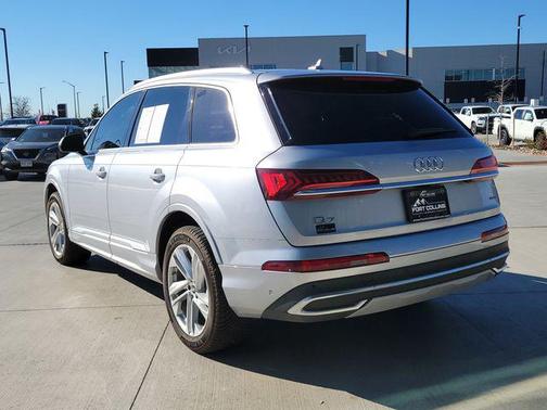 2022 Audi Q7 55 Premium Plus