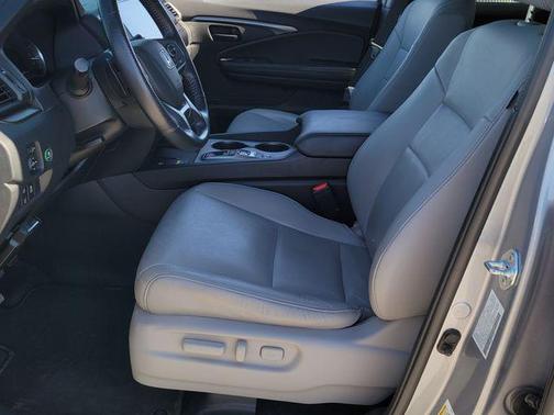 Lunar Silver Metallic 2024 Honda Passport AWD EX-L