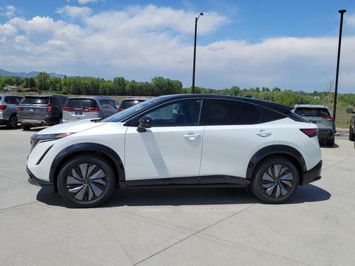 2025 Nissan ARIYA EVOLVE+