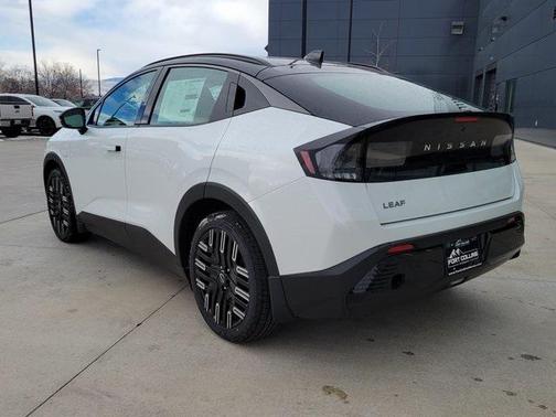 2026 Nissan Leaf PLATINUM+