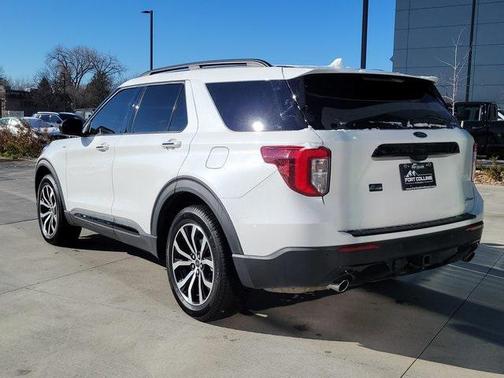 2022 Ford Explorer ST-Line