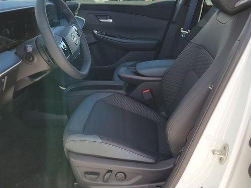 2026 Nissan Leaf PLATINUM+