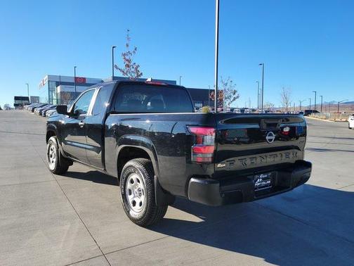 2022 Nissan Frontier S