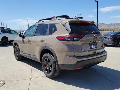 2025 Nissan Rogue Rock Creek