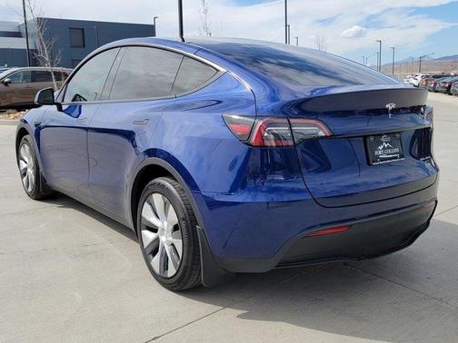 2021 Tesla Model Y Long Range Dual Motor All-Wheel Drive