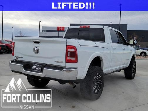 2022 RAM 2500 Laramie Crew Cab 4x4 6'4' Box