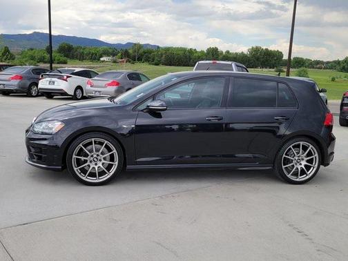 2017 Volkswagen Golf R 2.0T DSG