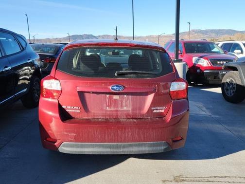 2016 Subaru Impreza 2.0i