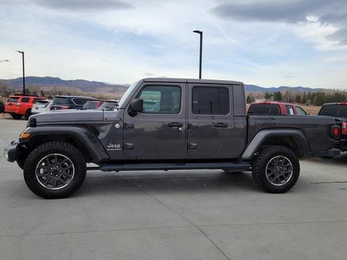 2023 Jeep Gladiator Overland