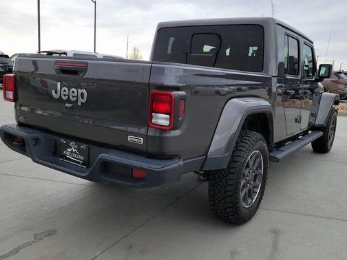 2023 Jeep Gladiator Overland