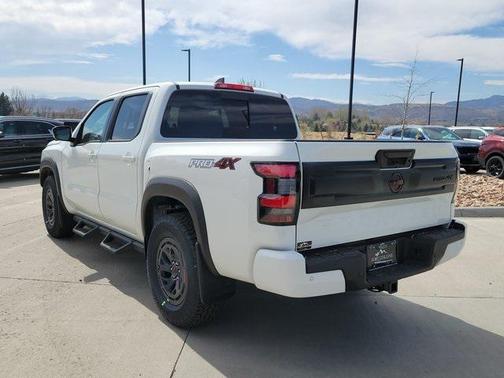 2025 Nissan Frontier PRO-4X