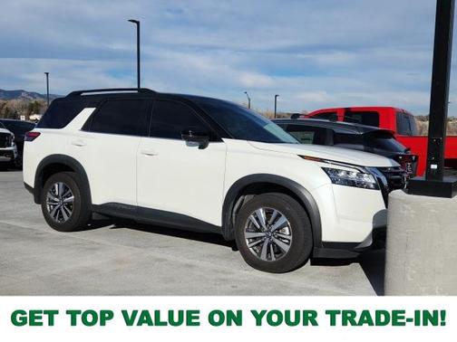 2024 Nissan Pathfinder SL 4WD