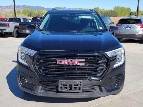 Ebony Twilight Metallic 2024 GMC Terrain SLE