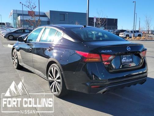 2021 Nissan Altima SR FWD