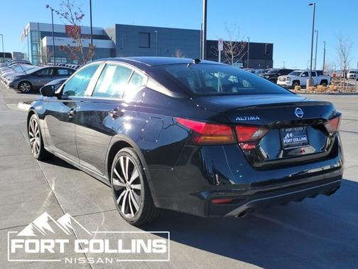 2021 Nissan Altima SR FWD