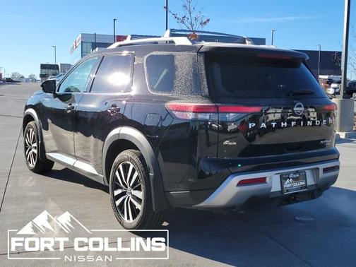 2024 Nissan Pathfinder Platinum