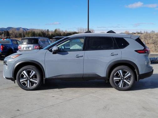 2025 Nissan Rogue SL