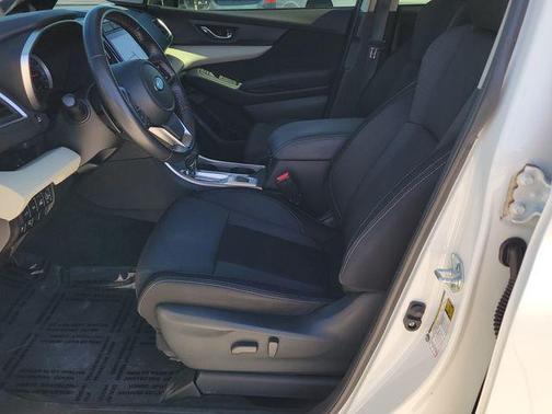 Crystal White Pearl 2022 Subaru Ascent Premium 7-Passenger